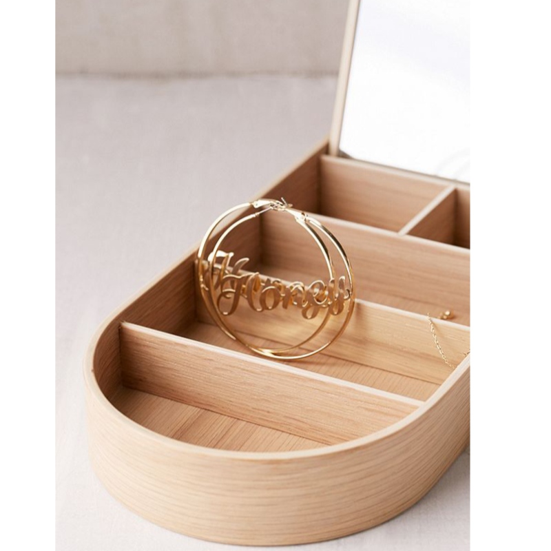 boîte à bijoux en bois minimal